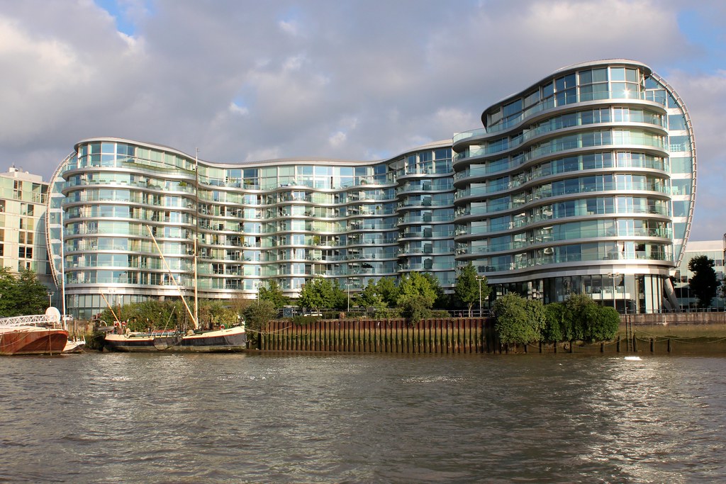 London, Thames River, apartments at Battersea IMG_5459 Flickr