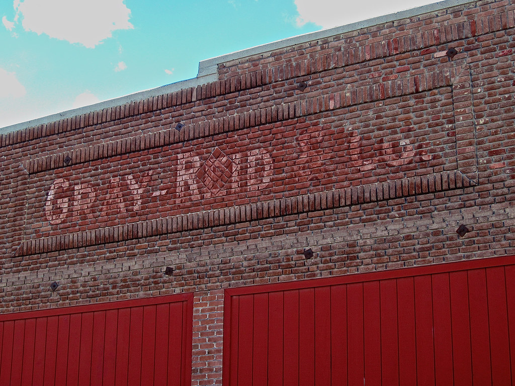 GrayReid and Co., Fallon, NV Ghost sign for GrayReid and… Flickr