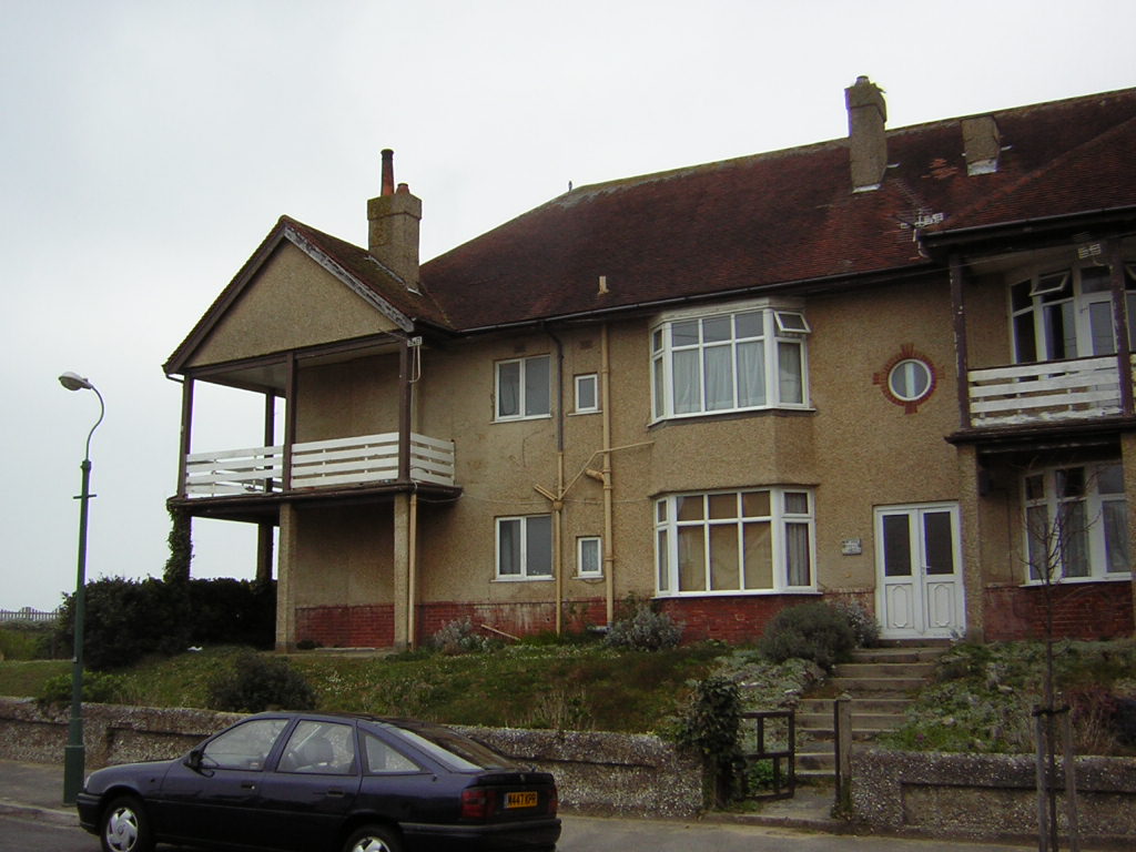 MONTAGUE HOUSE FLATS. MONTAGUE RD / OVERCLIFF DRIVE