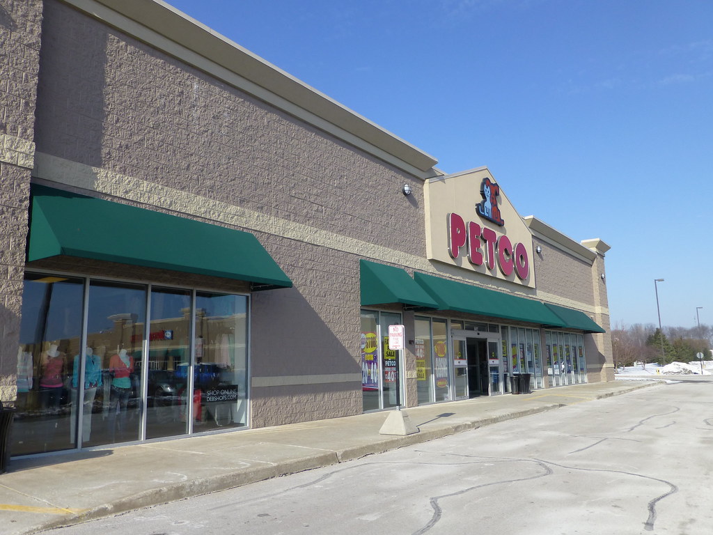 R.I.P. Petco in Holland, Ohio The closure of this store le… Flickr