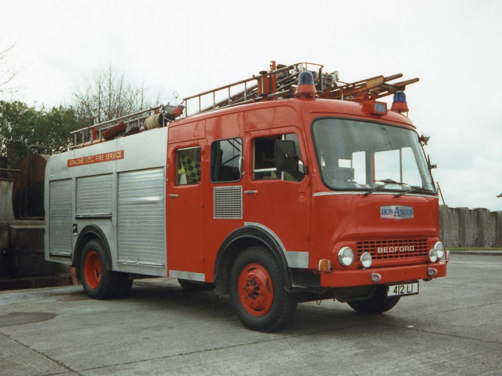 Irish Fire Appliance Bedford TK HCB Angus 412LI Athlone UDC Fire