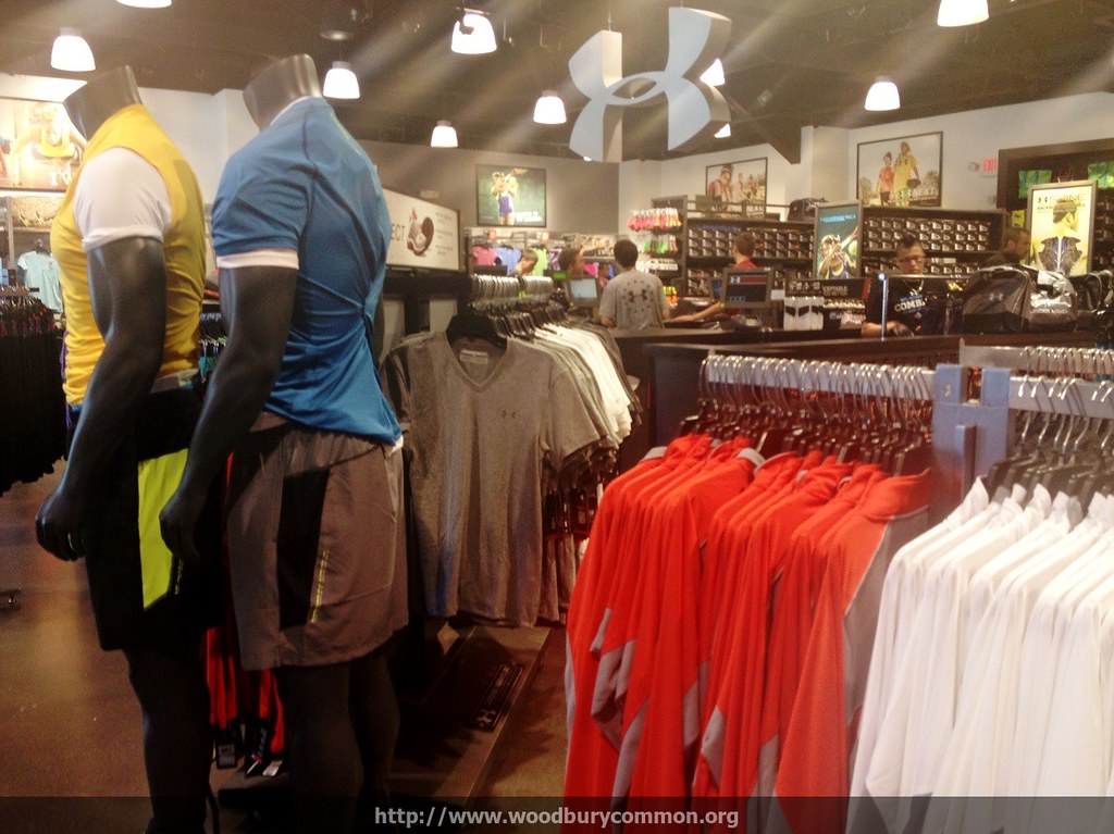 Under Armour Outlet Store Woodbury Common Outlets At Woodb… Flickr