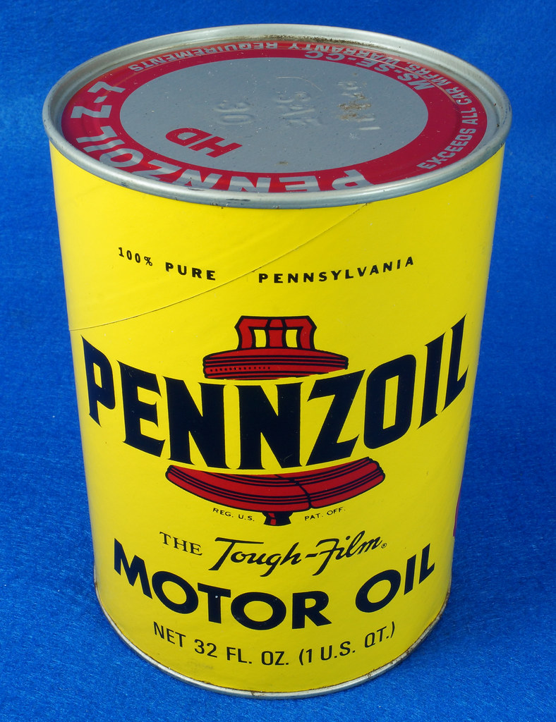 SOLD Vintage Pennzoil Motor Oil Can QT Z7 MSSECC SAE 30 PF131