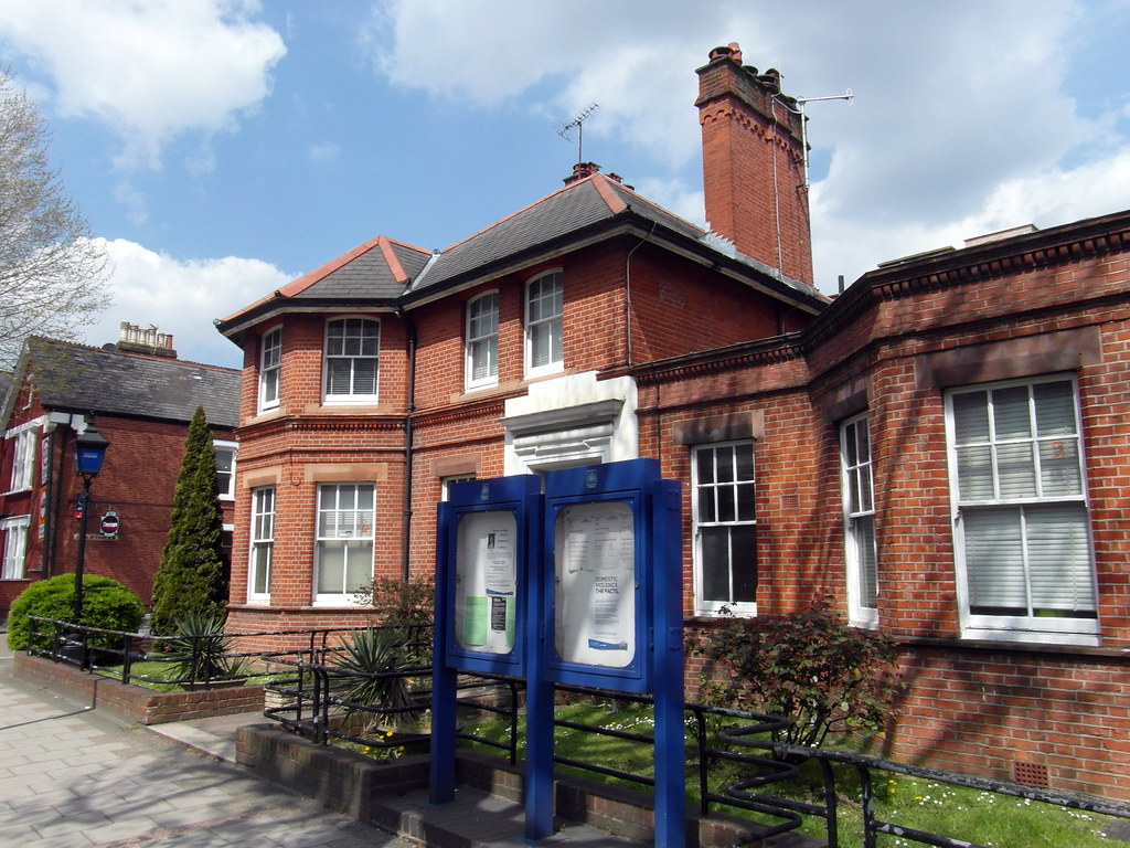 Police Station Cavendish Road, Clapham Reading Tom Flickr