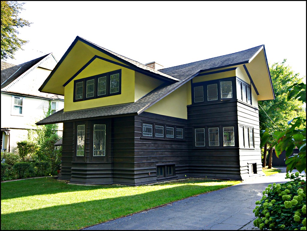 Arthur Davenport house (1901) River Forest, IL. Frank Lloy… Flickr