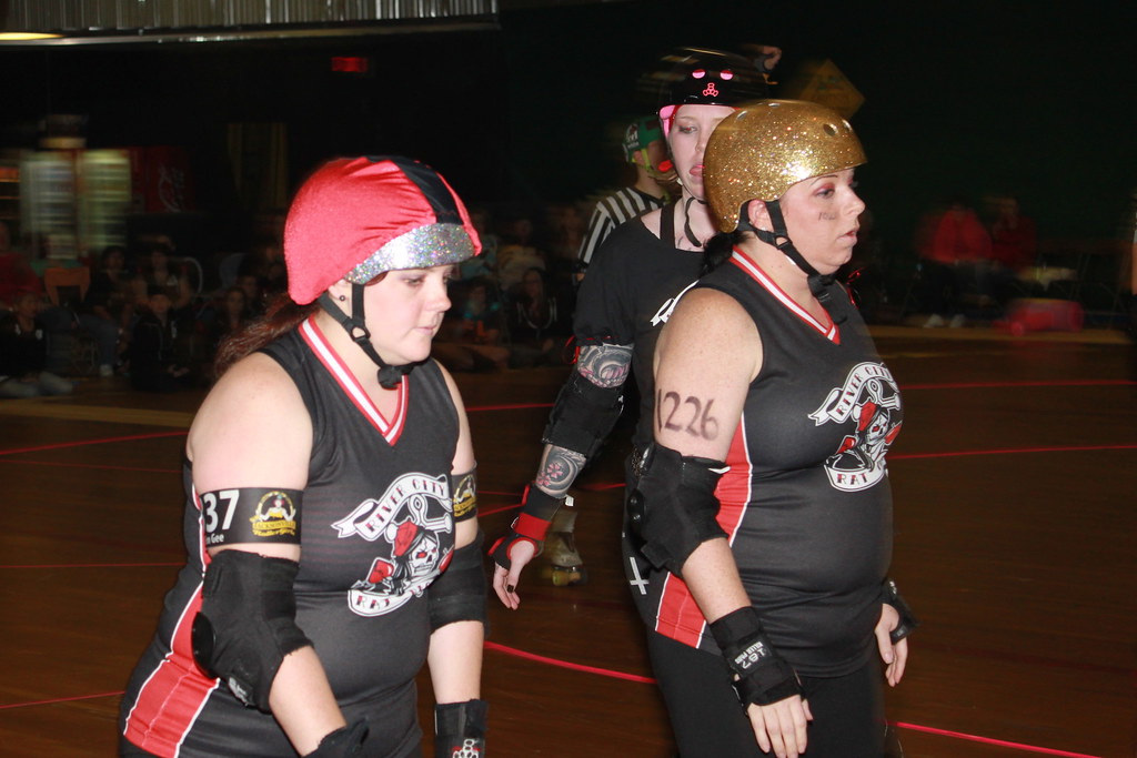 Standing Or Skating? Jacksonville Rollergirls. February 9t… Flickr