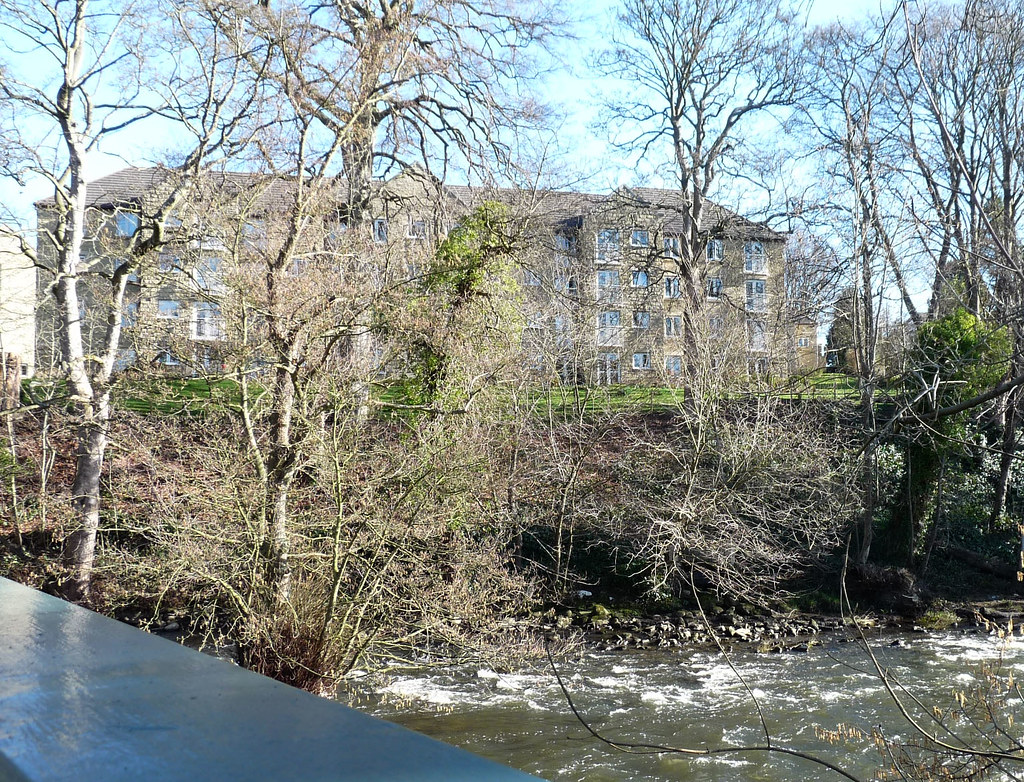 Retirement apartments in Bingley Seen from a bridge over t… Flickr