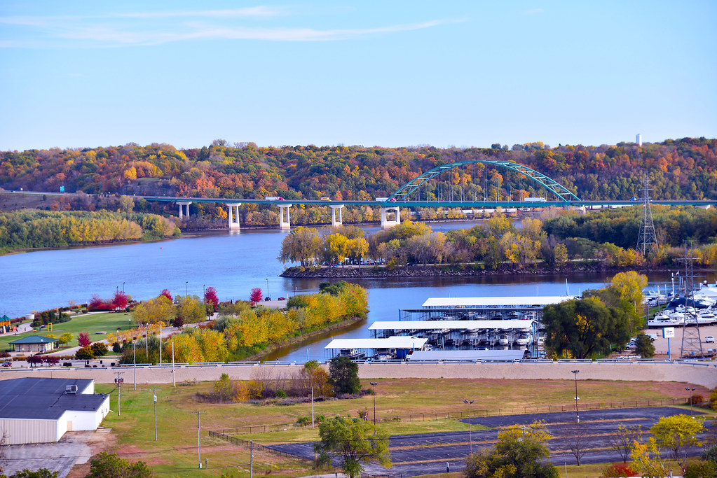 Wisconsin Bridge Dubuque Iowa View from Eagle Point Park… Flickr