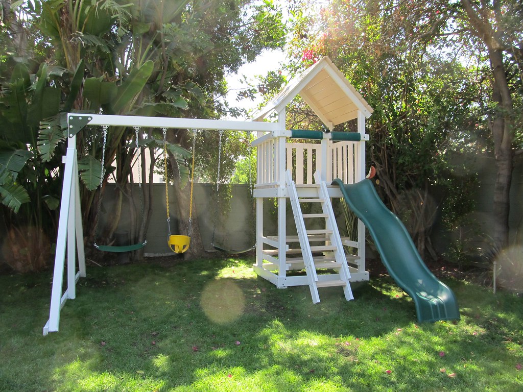 IMG_1265 Poly Vinyl Swing Sets Swing Set Solutions Flickr