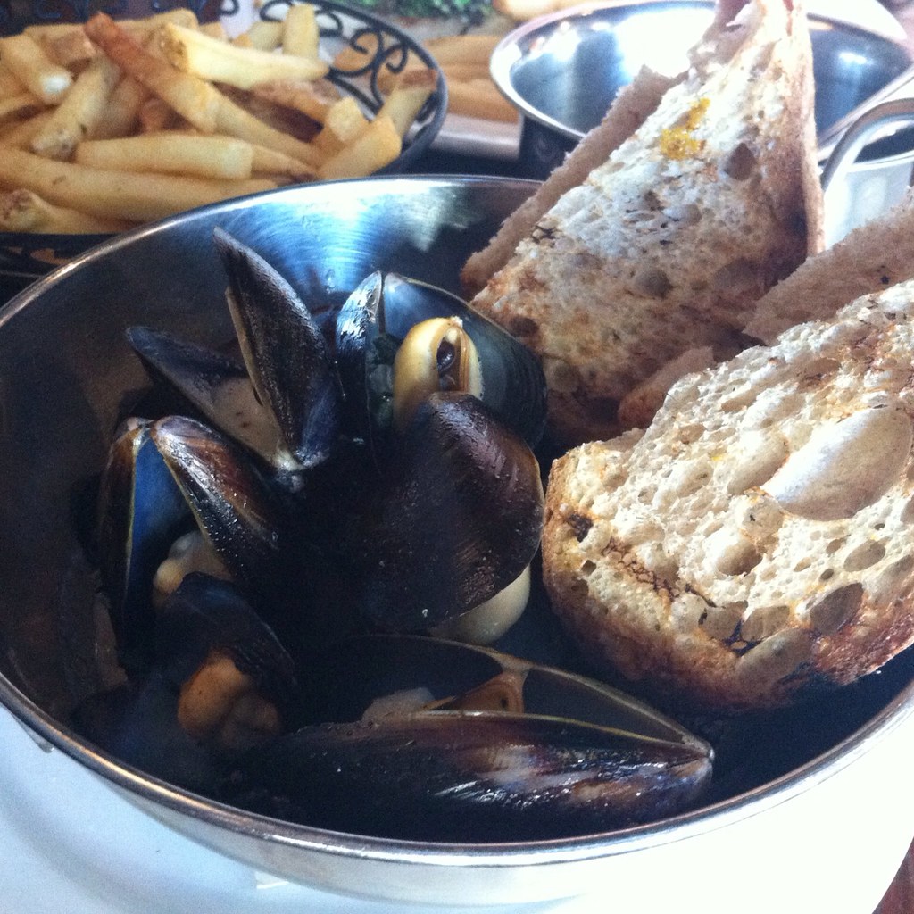 Mussels Monk's Kettle kvpinmybelly They paired a yumm… Flickr