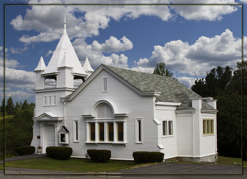 Church in Maine A lovely little church in Maine peachesandolivia