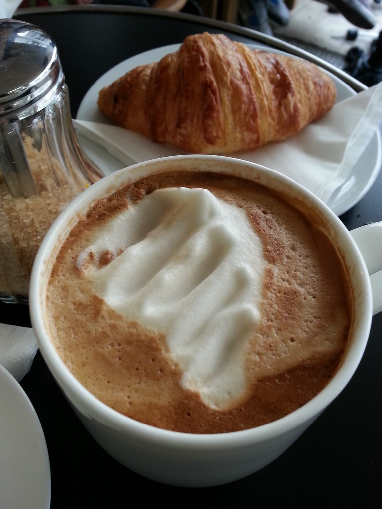 Dose café, Paris. PreteMoiParis Flickr