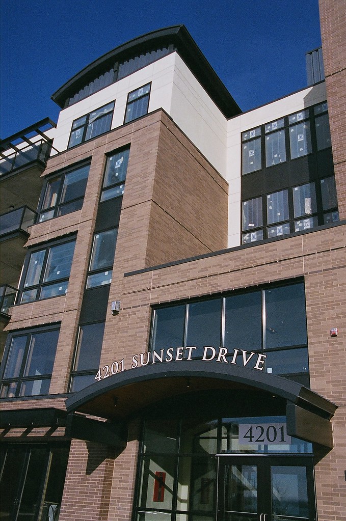 The Mist Apartments in Spring Park Lake Flickr