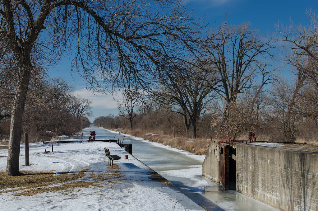 Ice "Locked" Lock 23 of the historic Hennepin Canal in the… Flickr