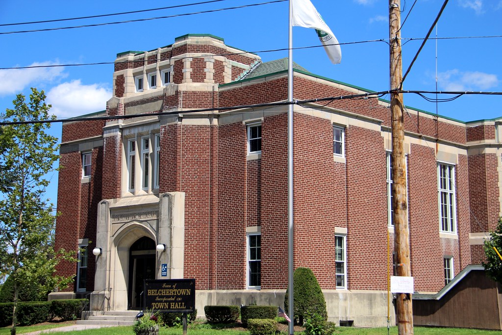 Lawrence Memorial Hall (Belchertown, Massachusetts) Flickr