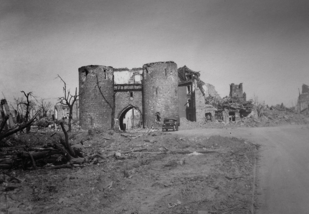 1940s World War II snapshot photo of the Hexenturm (Witche… Flickr
