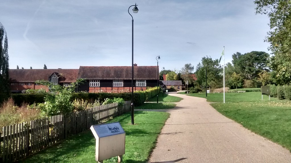 Manor Farm 01 Hillingdon London Flickr