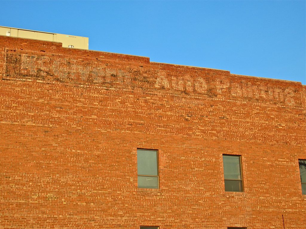 Auto Painting, Great Falls, MT An auto painting ghost sign… Flickr