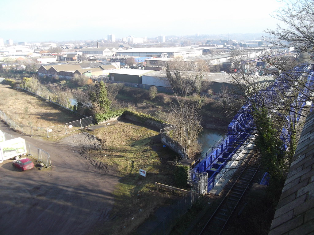 Looking to Albert road railway bridge. Robert Stevenson Flickr