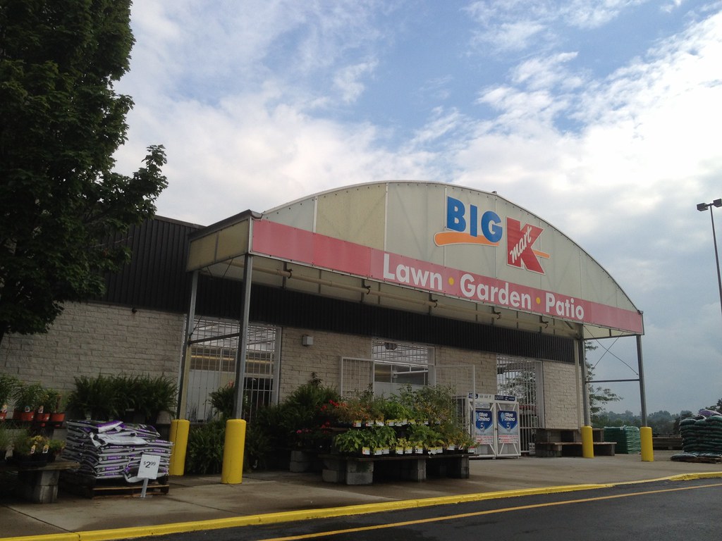 Montgomery Ward/Kmart Ohio Valley Mall Mike Kalasnik Flickr