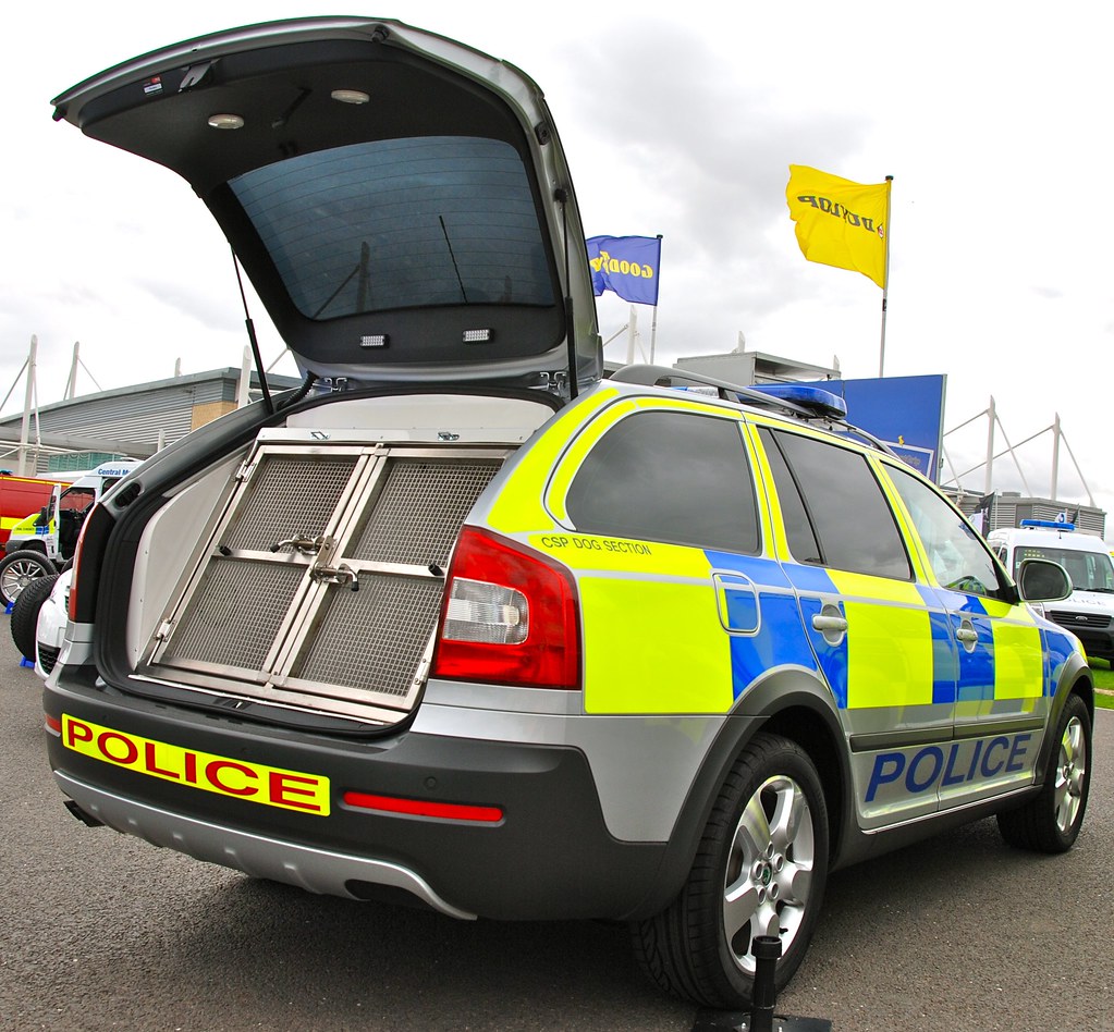 SN61DLY SKODA OCTAVIA 4X4 ESTATE CENTRAL SCOTLAND POLI… Flickr