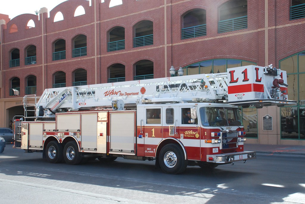 El Paso Fire Dept. Pierce ladder truck in El Paso, Texas. So Cal