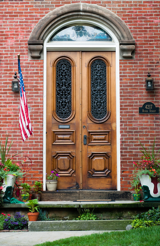 Door The door on a house in downtown Willoughby, Ohio Carolyn