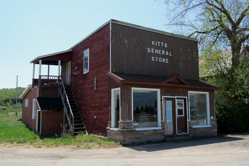Former Kitts General Store in Cormac, Ontario The former K… Flickr