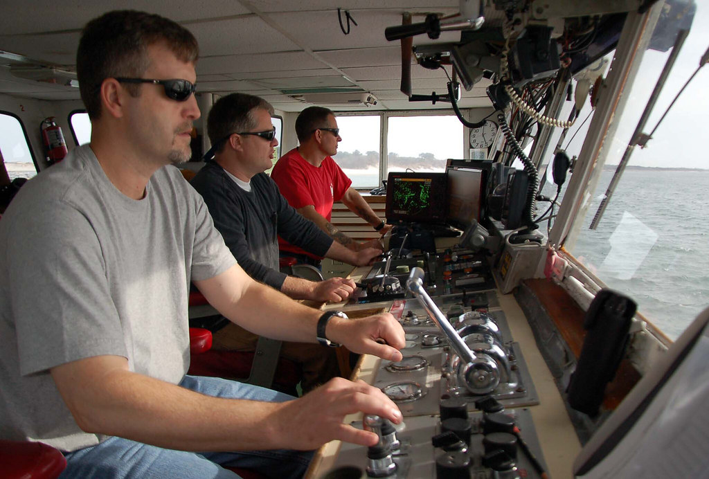 Dredge CURRITUCK Members of the Wilmington District's spec… Flickr