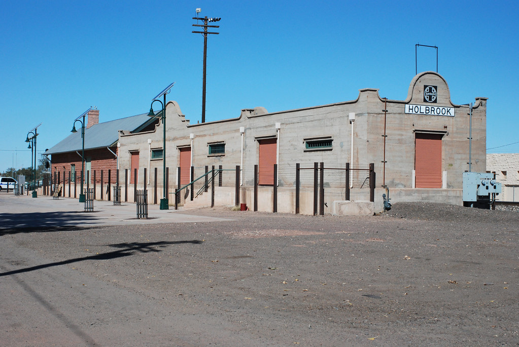 Holbrook, AZ Santa Fe Depot _ 2013 BNSF depot on south s… Flickr