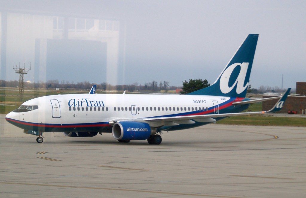Air Tran N307AT (B7377BD)[3] Charles Rose Flickr