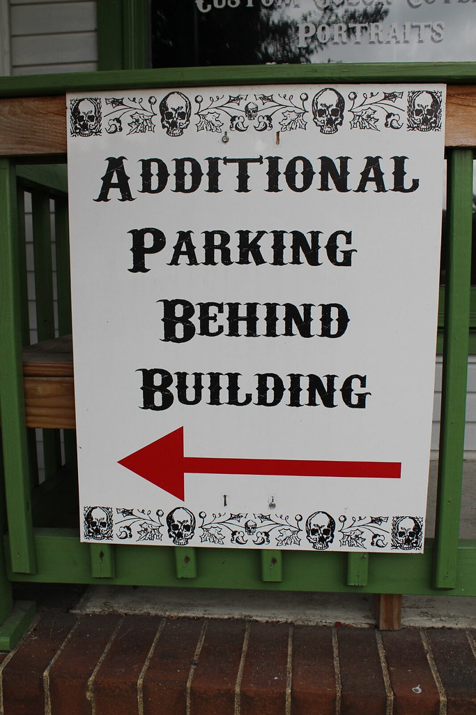 Outdoor signage Mercury Mercury Sir Speedy Hampton