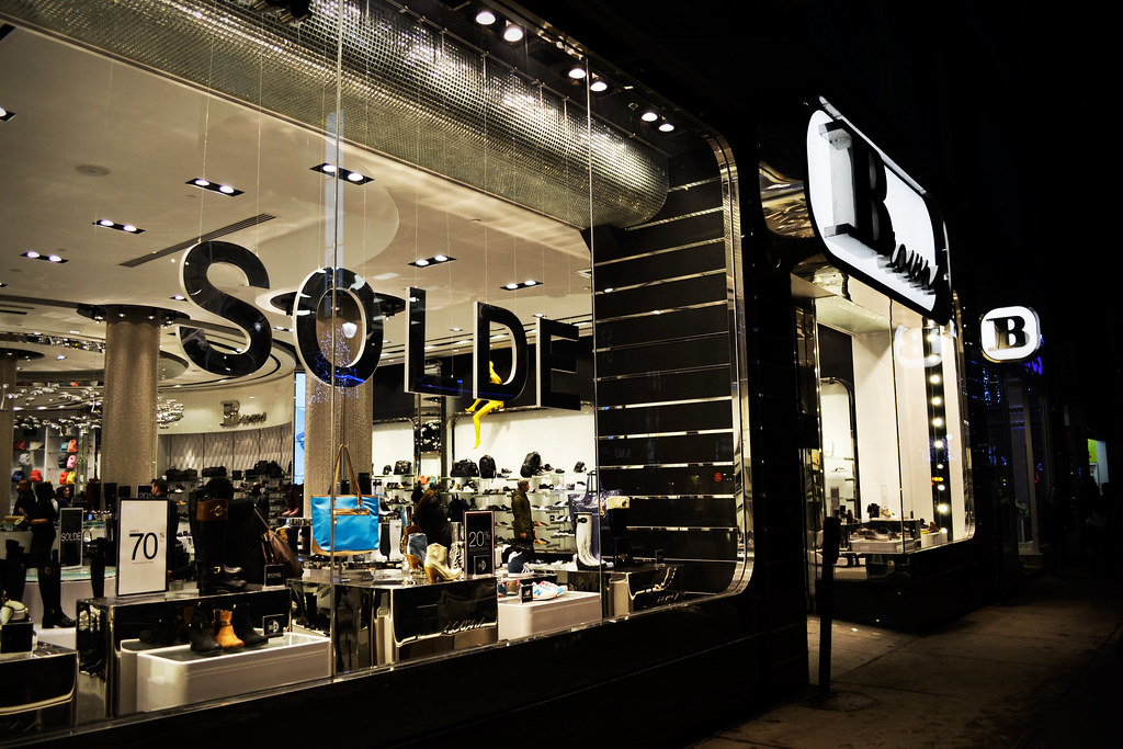 Browns Shoe Store Canada This is a photo of the Brown’s sh… Flickr