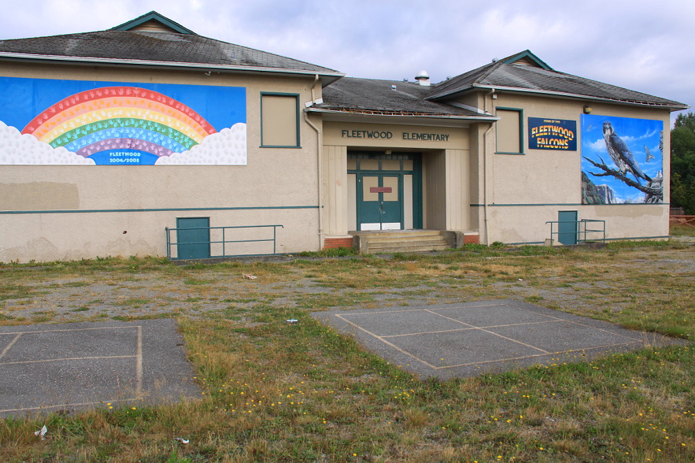 13081812 Fleetwood Elementary School, 88th Avenue at 152A… Flickr