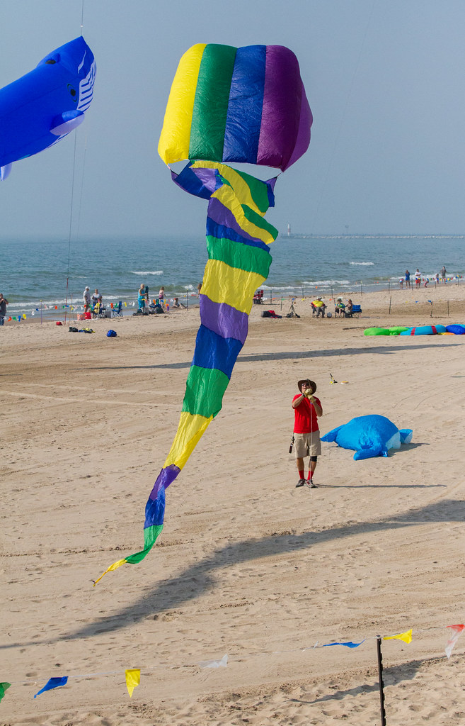 Morning Kite Kites Over Lake Michigan, Two Rivers, Wiscons… Lester