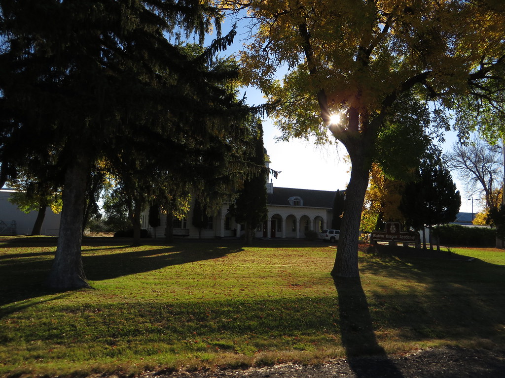 Hines, Oregon Hines is a city in Harney County, Oregon, Un… Flickr