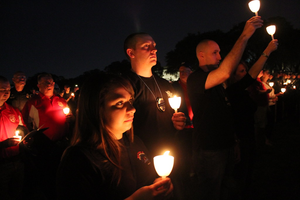 IMG_0094 National Police Week 28th Candlelight Vigil on th… Flickr