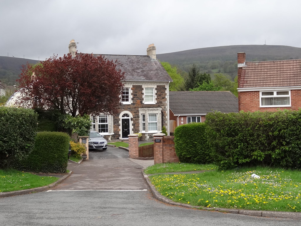 Bryn Celyn House, Bryn Celyn Road, Pontnewydd, Cwmbran 10 … Flickr