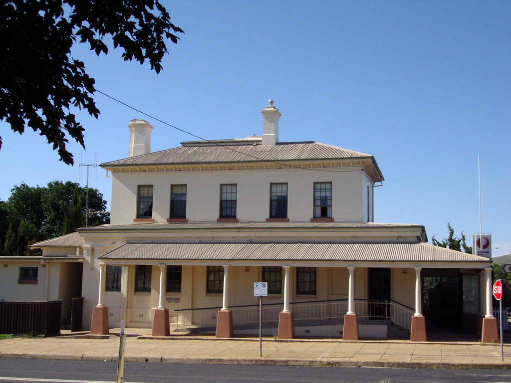 Great style Post office in Blayney NSW. Built aro… Flickr