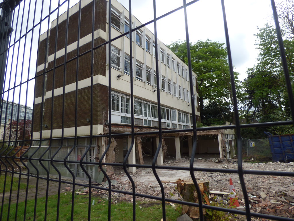 Highfield Gardens demolition off Highfield Road, Edgbaston… Flickr