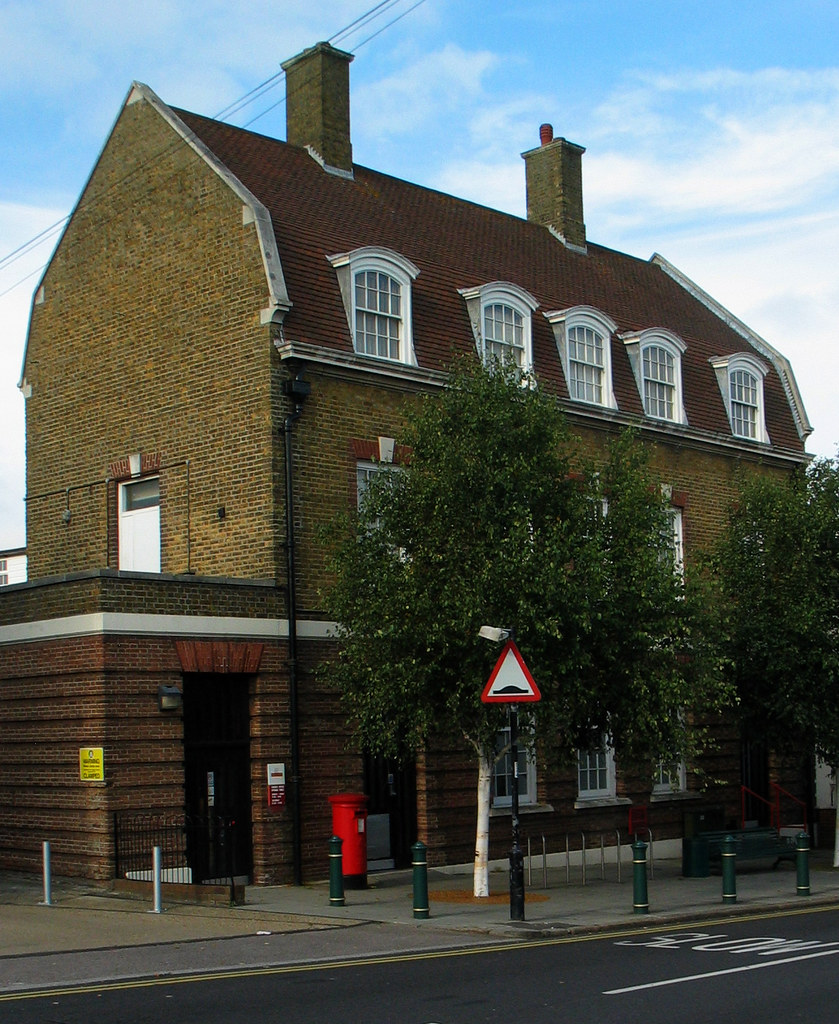 Rayleigh Post Office Built 1931. Former post office, today… Flickr