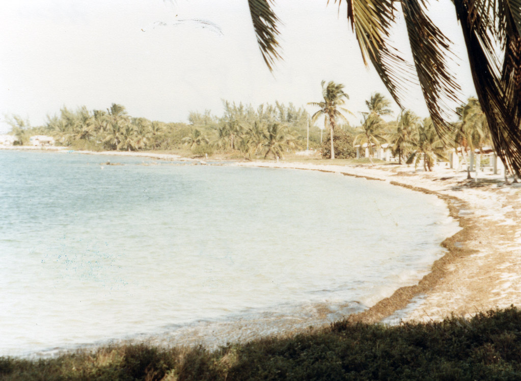 MM00009000x Bahia Honda Beach on February 15, 1987. Bill W… Flickr