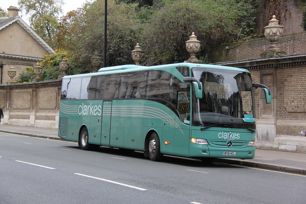 124563 Clarke, Lower Sydenham (LN) BF61HCL Buckingham Gate… Flickr