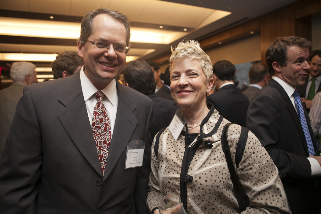 Aaron Jaffe '94 and Danielle Violi '88. Columbia Business School Real