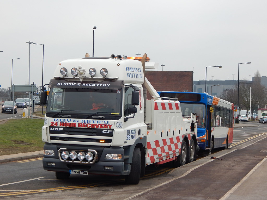 Roys Auto's RN56 TOW towing Stagecoach Yorkshire 34363 OSK… Flickr