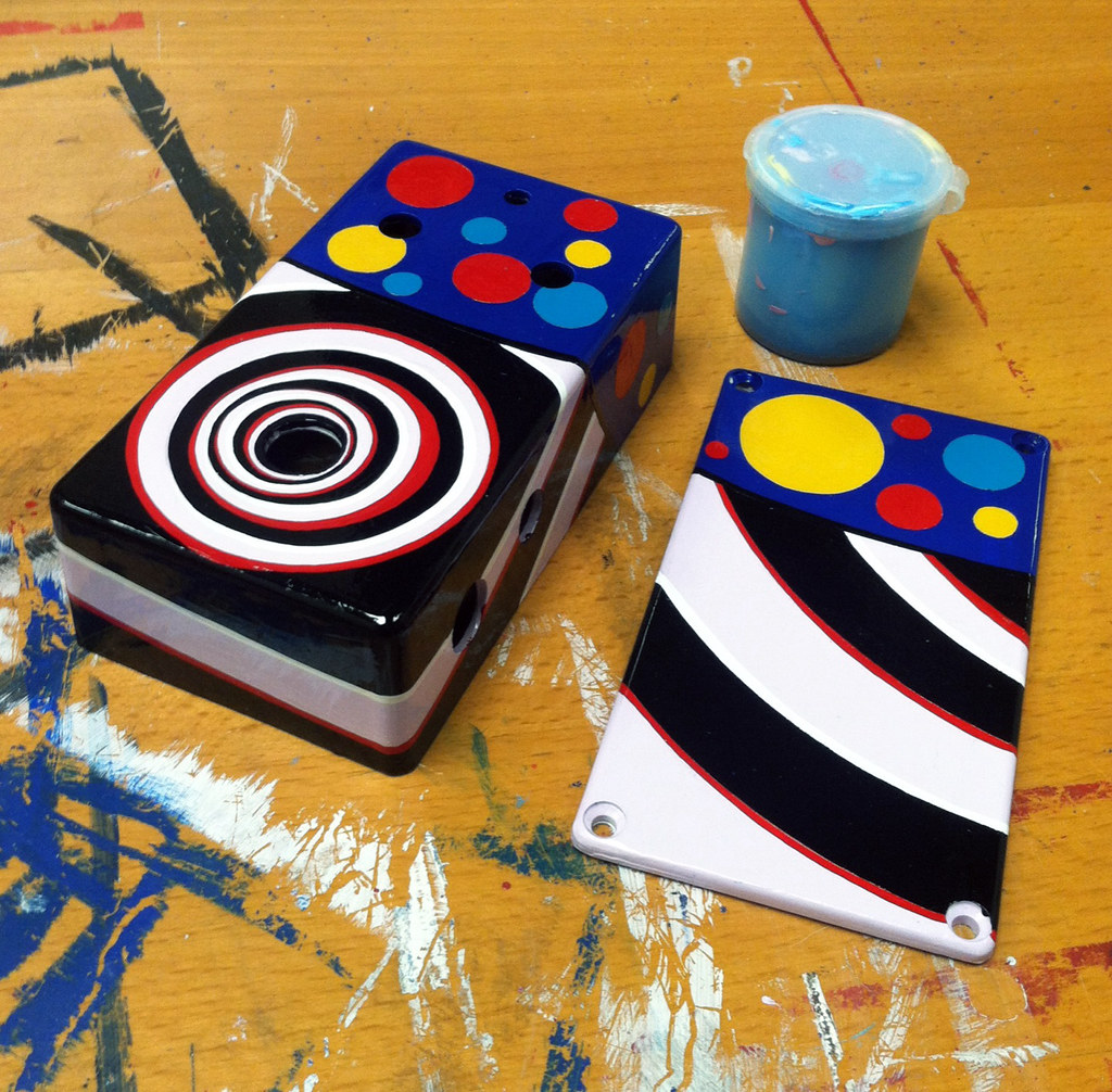 Custom painted guitar pedal 5 Painting and design by Seam… Flickr