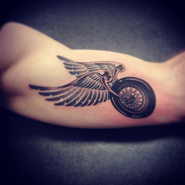 Wheel & wings,dotwork... ancientritualstattoo andresgome… Flickr