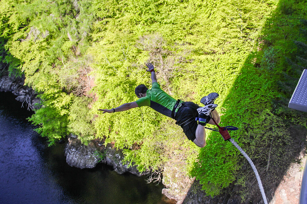 Bungee jump Geronimo! Graham Campbell Flickr