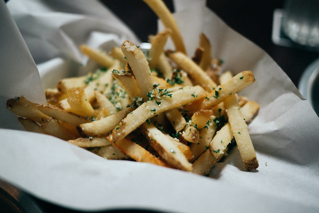 Truffle oil fries Bombay Burger Bar, Ventura CA Aude Lising Flickr