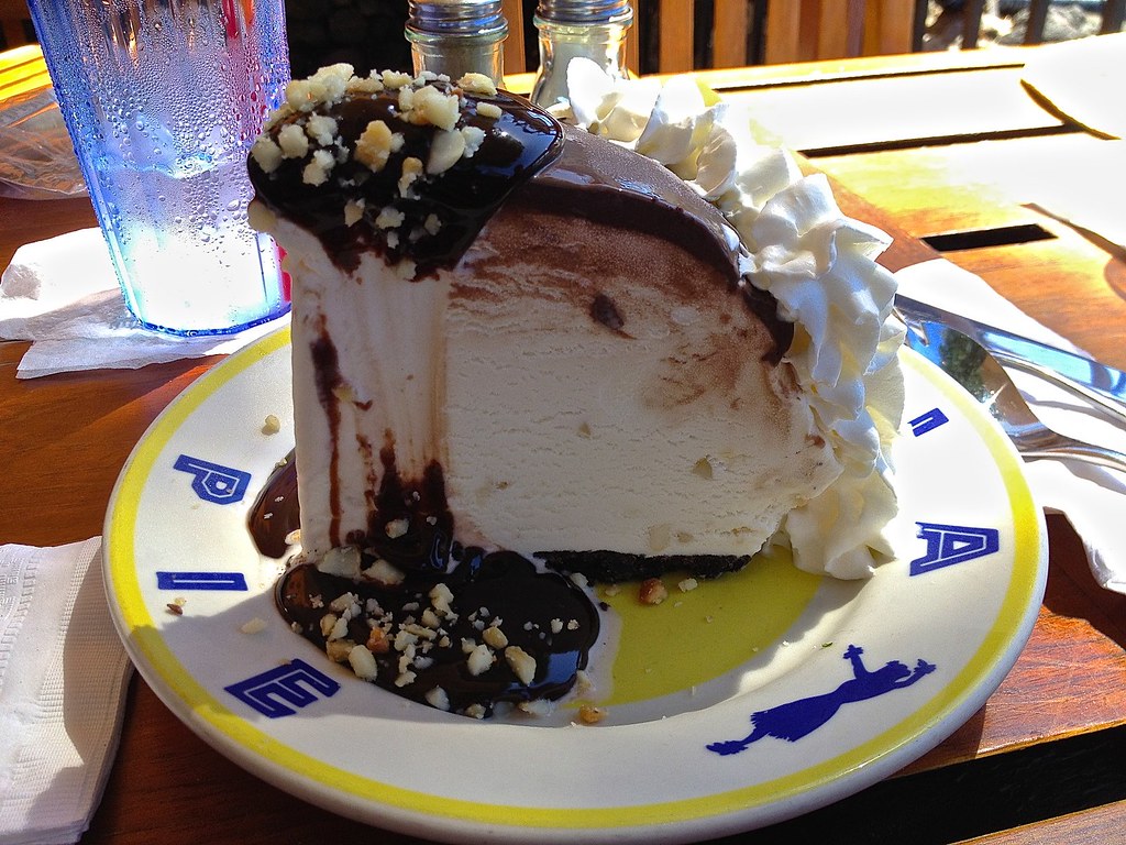 Hula Pie No visit to Lahaina would be complete without sha… Flickr
